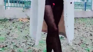 欧美日韩人妻激情-第一次与男友以外的男人在行使中车震!
