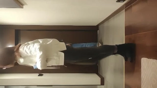 自拍无码精品在线观看-深谷で田植えをする稲作農家の巨乳嫁 観月しおり的的!